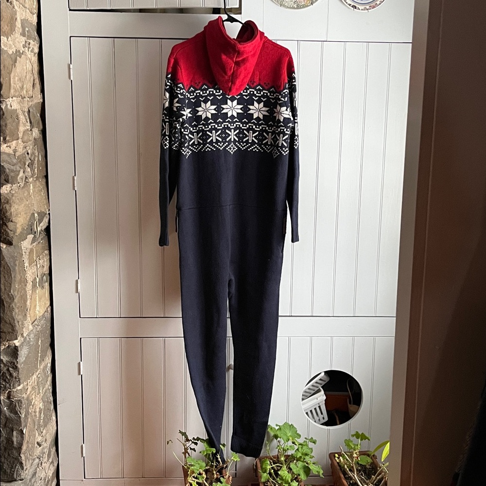 Onepiece Red and Blue Marius Patterned Onesie by famous Swedish brand. Wool. - Picture 2 of 6